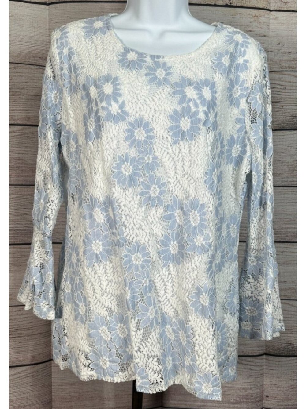 Investments White Blue Floral Lace Blouse Bell Sleeve Large Pullover